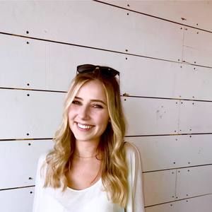 Meet your Posher, Ella